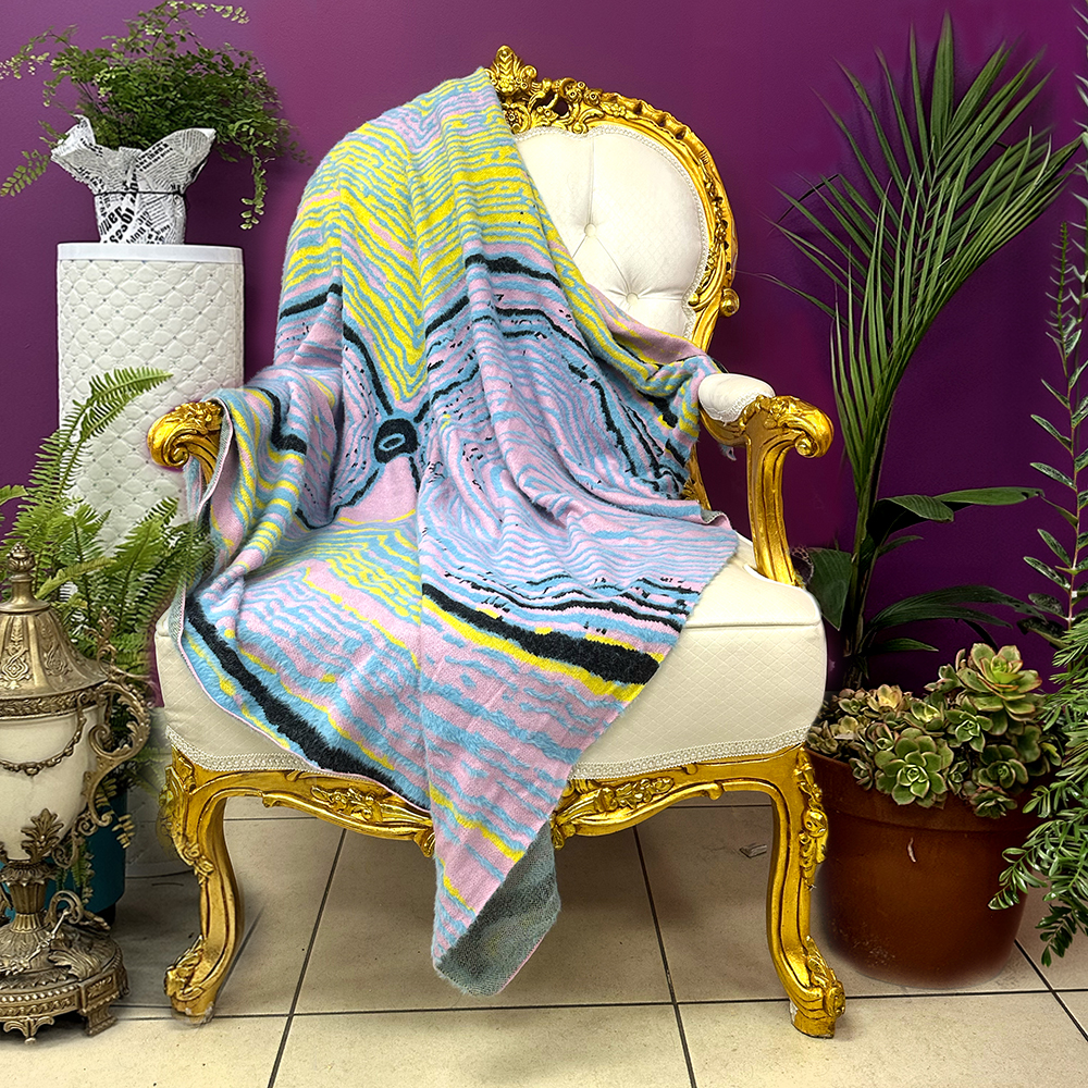 Feather Yarn Throw - 125x150cm-LWA624