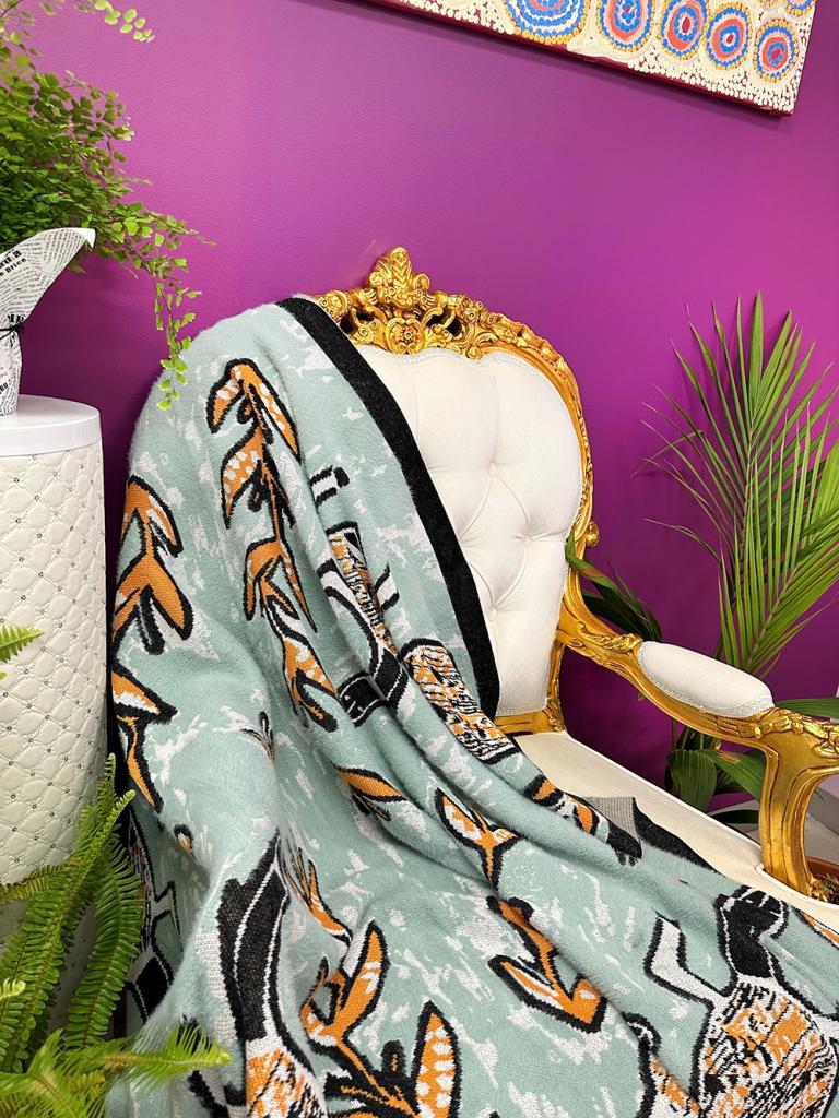 Feather Yarn Throw - 125x150cm-VGA139