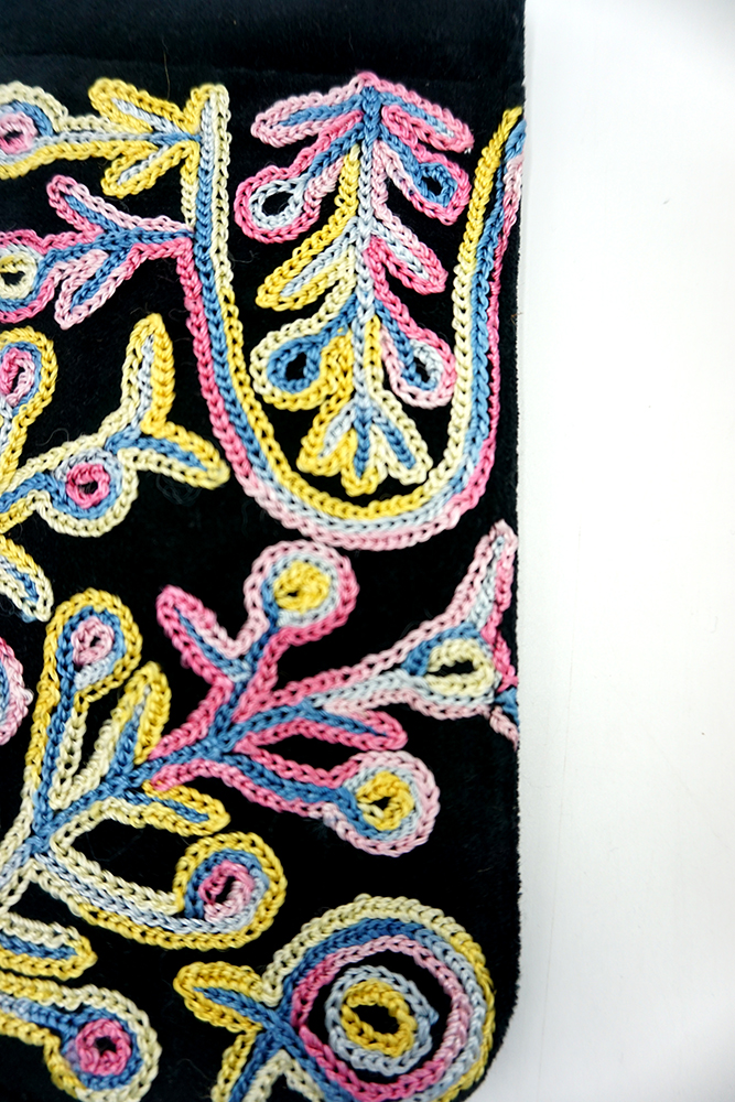 Spec Case Velvet Embroidered - 19x9cm-THU607