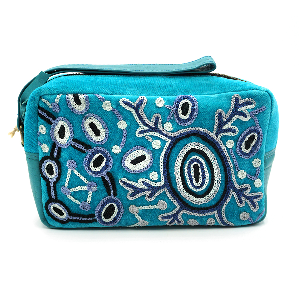 Velvet Toiletry Bag - 18 x 10.5x 6 cm-THU608