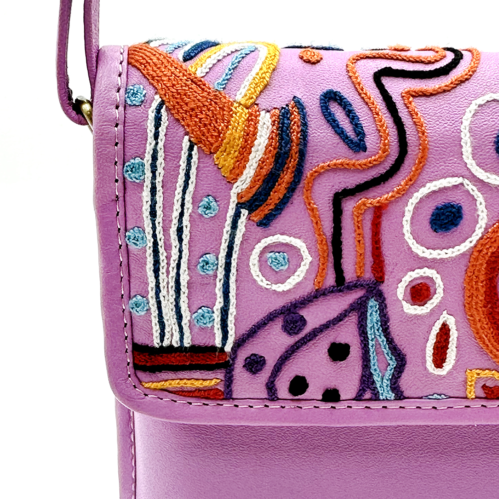 Embroidered Shoulder Bag - 17x21x3cm-AAD777