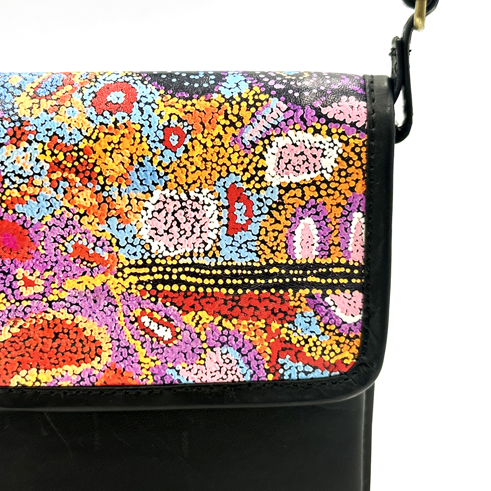 Printed Leather Sling Bag - 17x21x3cm-AAD777