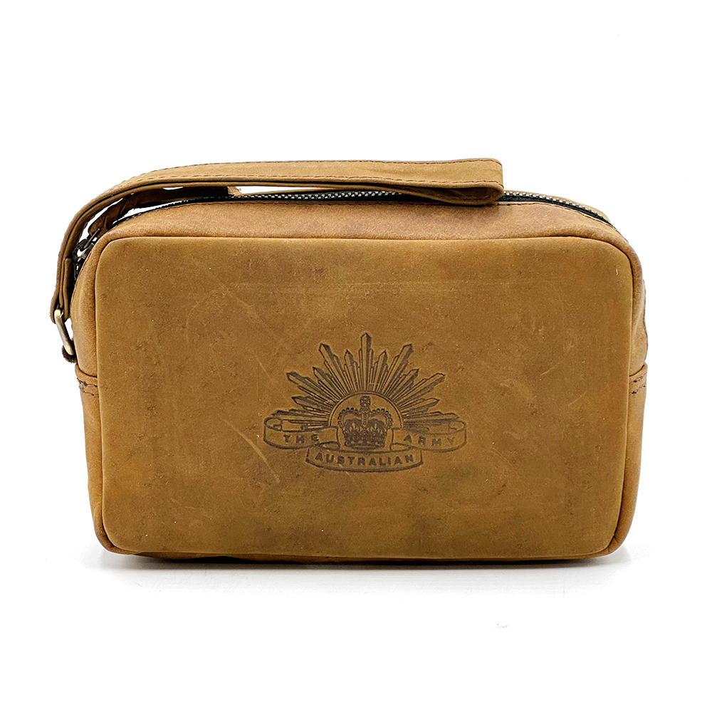 Men's Embossed Toiletry - 18 x 10.5 x 6cm-AAT030