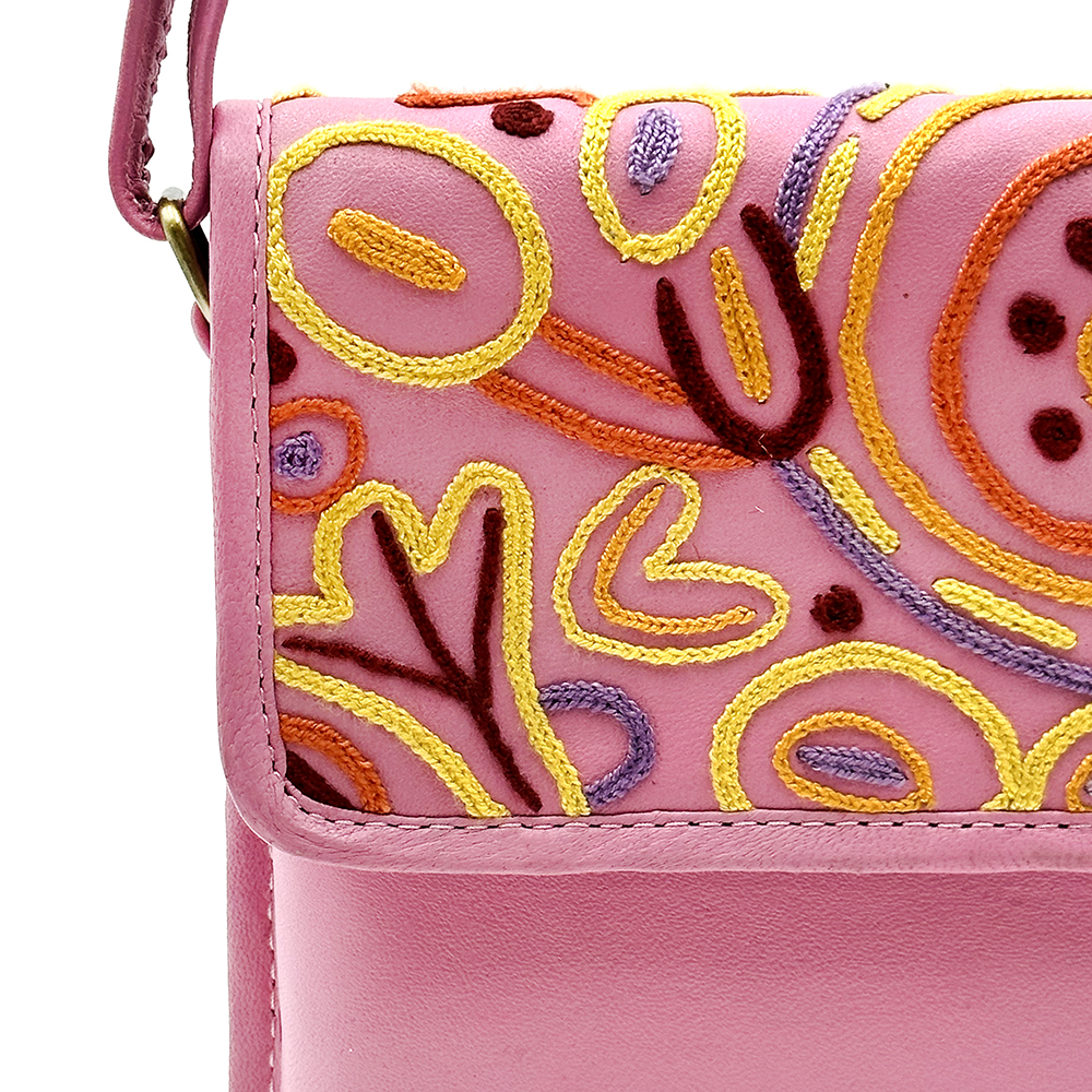 Embroidered Shoulder Bag - 17x21x3cm-CVA714