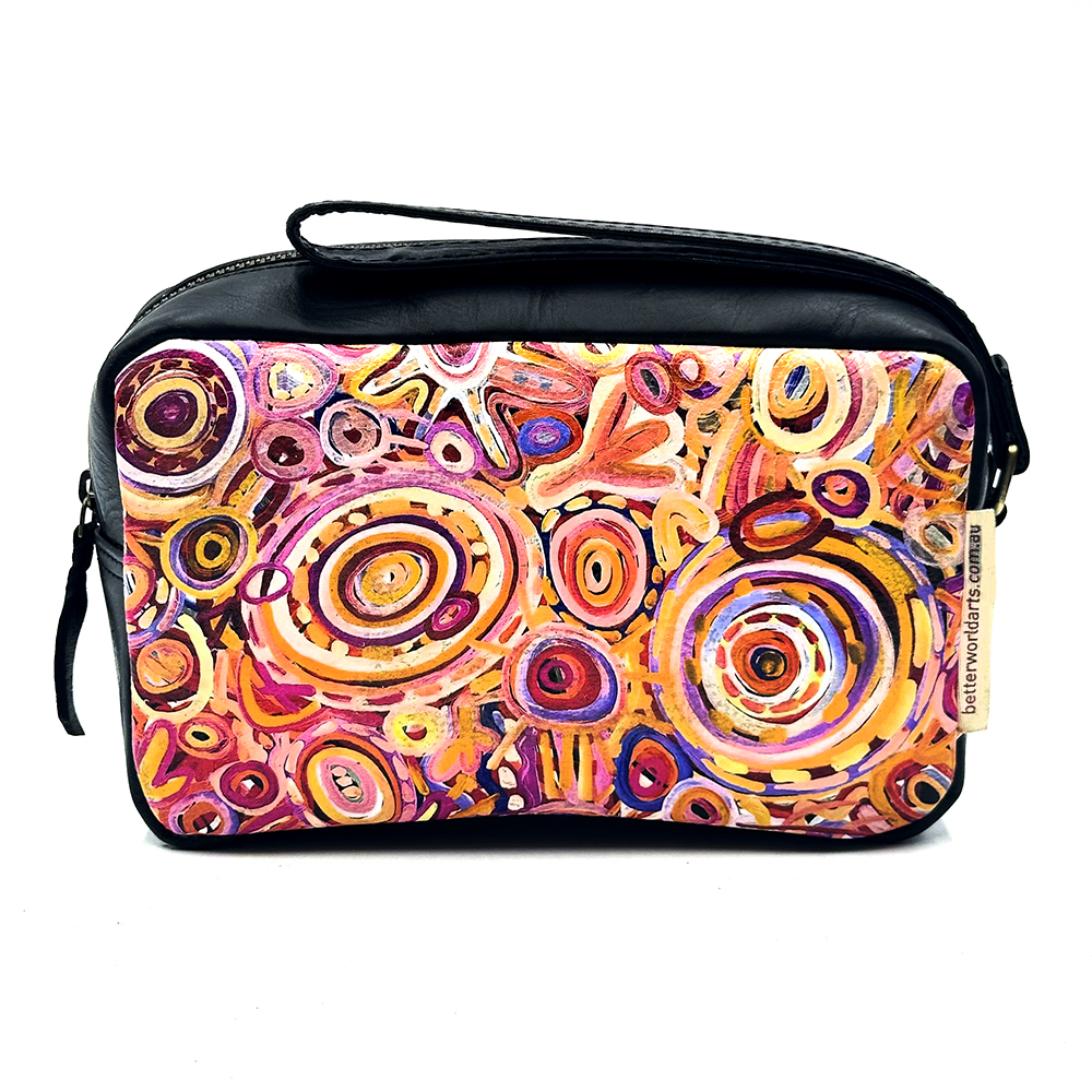 Printed Toiletry Bag Leather - 18 x 10.5 x 6cm-CVA714