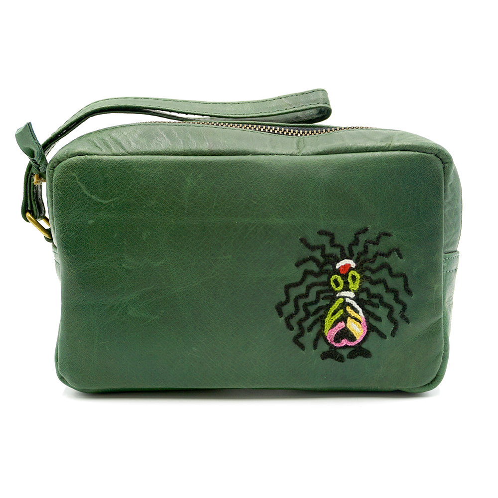Embroidered Toiletry Bag - 18 x 10.5 x 6cm-CVA901