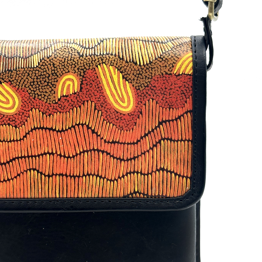 Printed Leather Sling Bag - 17x21x3cm-DYM922