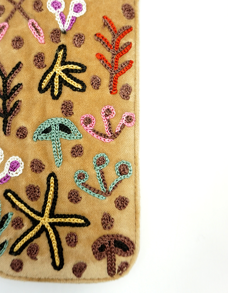 Spec Case Velvet Embroidered - 19x9cm-BMO419