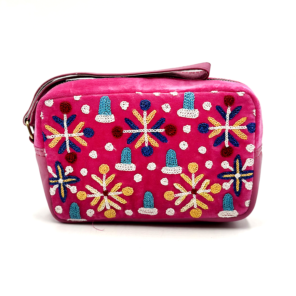 Velvet Toiletry Bag - 18 x 10.5x 6 cm-ROR417