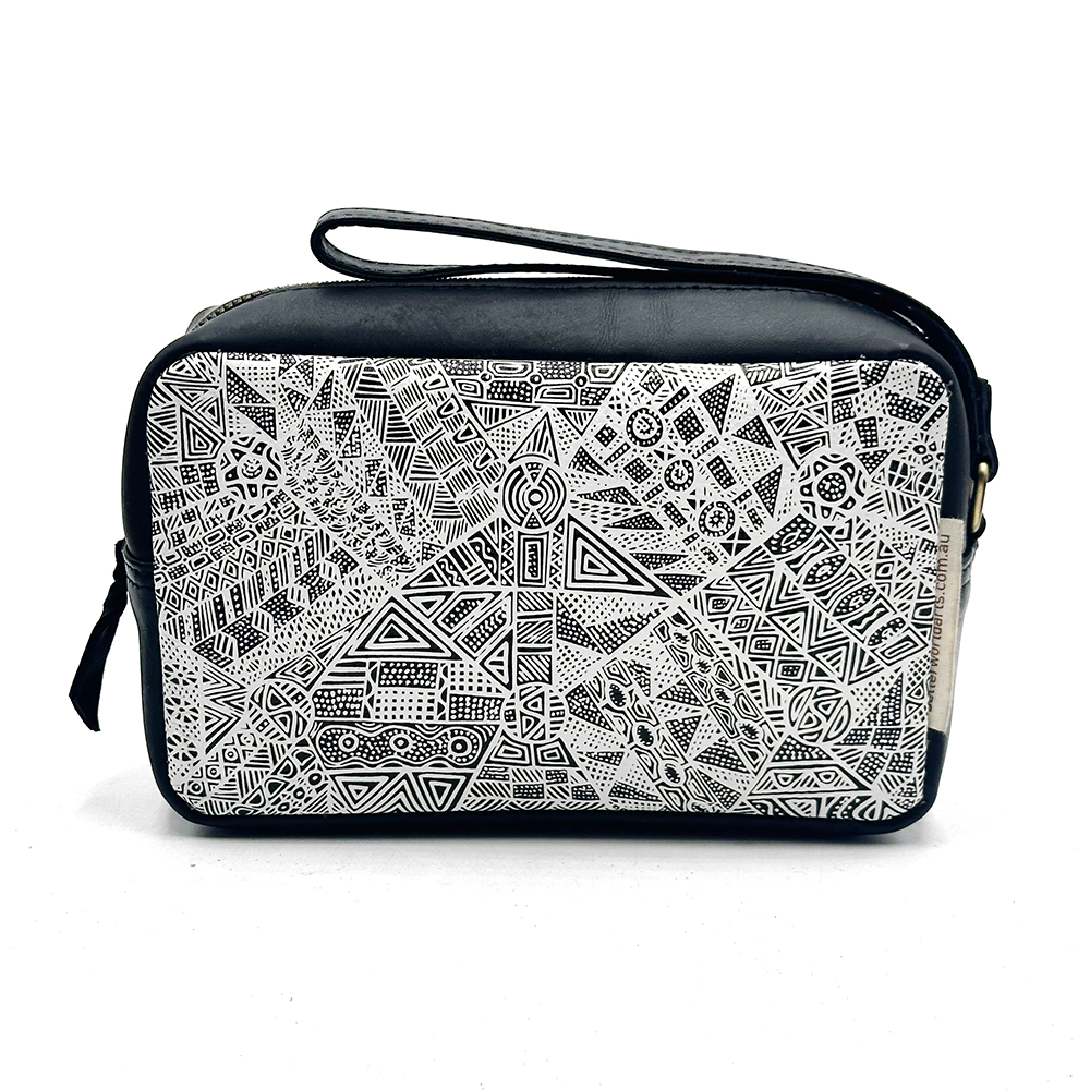 Printed Toiletry Bag Leather - 18 x 10.5 x 6cm-SIT179
