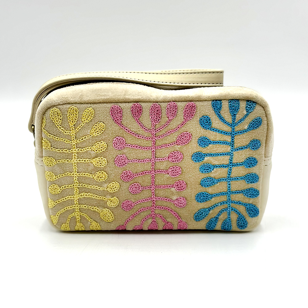 Velvet Toiletry Bag - 18 x 10.5x 6 cm-MNA320