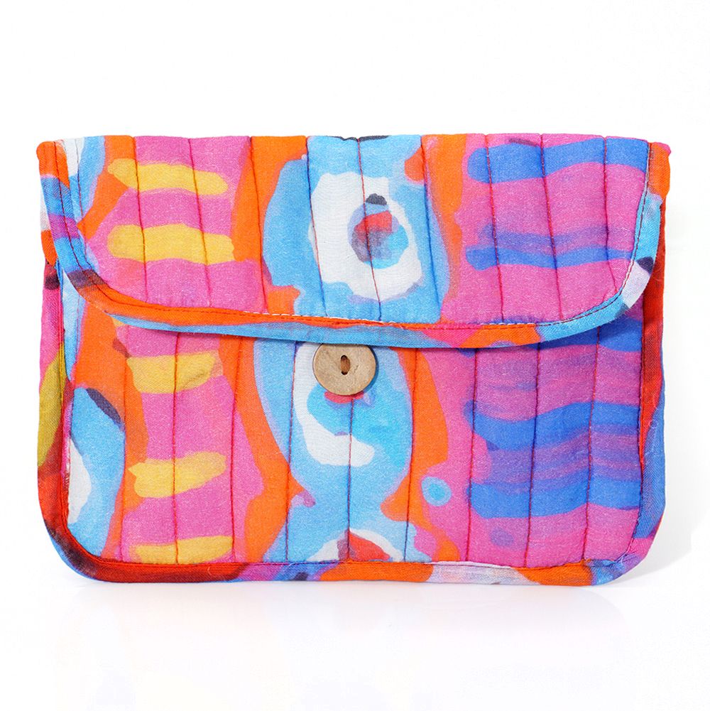 Quilted Buttoned Pouch 20.5X16CM-MNM600